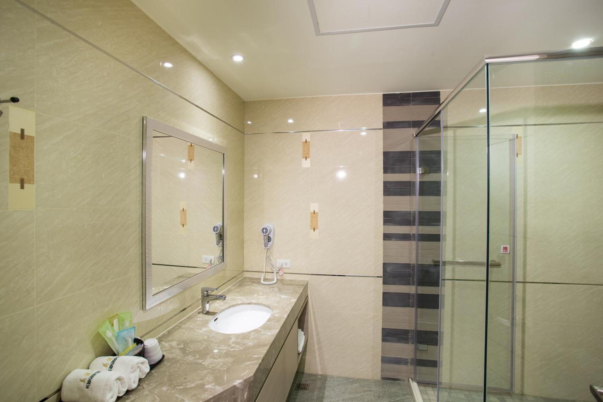 Huatan Verygood Business Hotel الغرفة الصورة